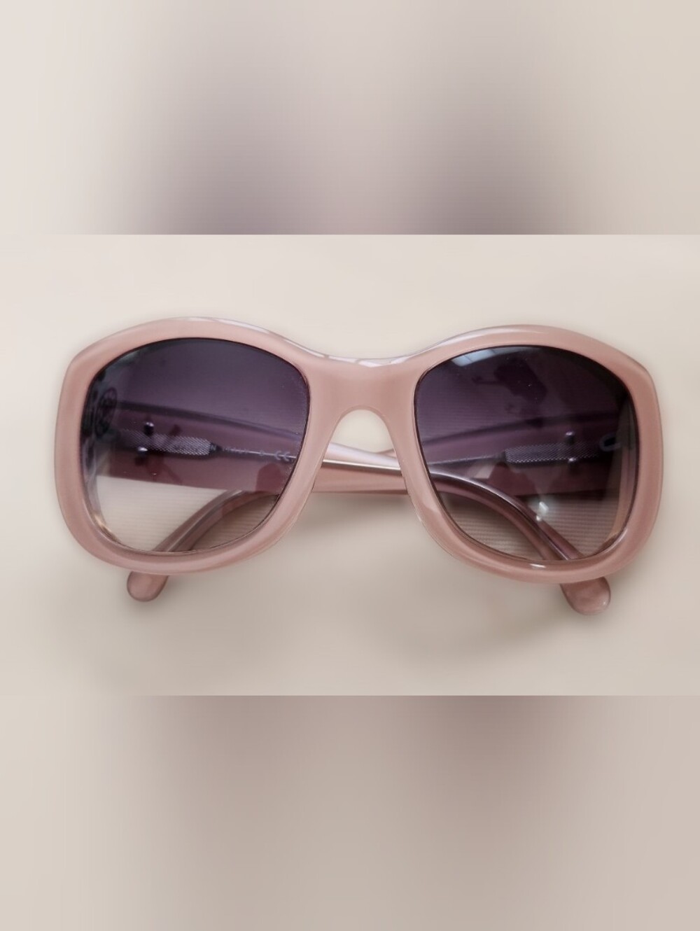 CHANEL 5239 Pink Crystal CC Oversized Sunglasses - Picture 3 of 4